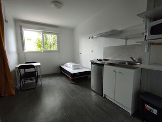  Immeuble � vendre 15 + pi�ces 300 m�