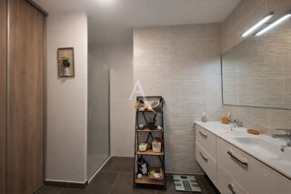  Appartement à vendre 3 pièces 83 m²
