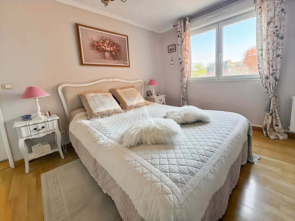 Appartement Elbeuf Avec Vue sur Seine 4 pièce(s) 88.32 m2