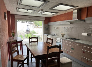 Maison � vendre 8 pi�ces 203 m�