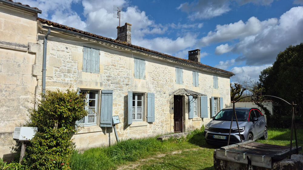 Vente Maison Maison en pierre de caractère! Potentiel évolutif avec chai et grenier aménageable. Courcoury