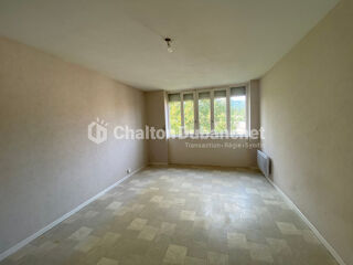  Appartement à louer 4 pièces 74 m²