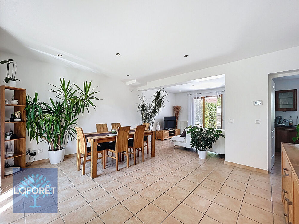 Vente Maison Maison Corbeil Essonnes 5 pièces 92 m2 Corbeil essonnes