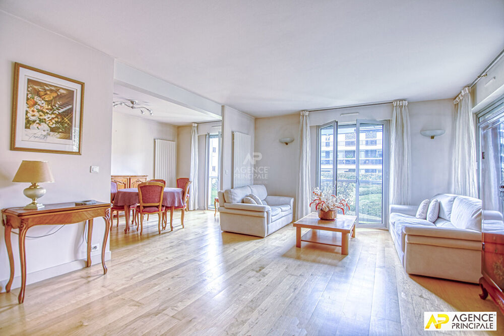 Vente Appartement Versailles Glatigny - Appartement 4 pièces 98 m² 1er étage avec ascenseur, balcon, cave et box Versailles