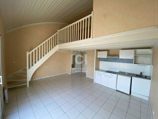  Appartement à louer 2 pièces 45 m²