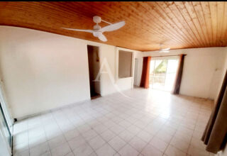  Appartement à louer 4 pièces 81 m²