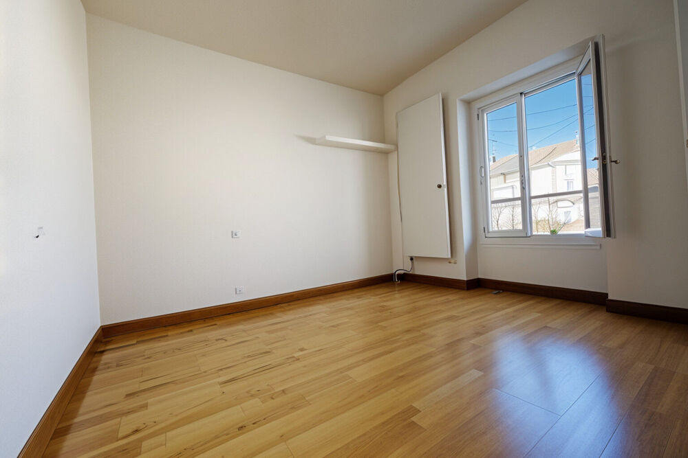 Vente Appartement DUPLEX AVEC COMBLES DE 72M² SANS CHARGES DE COPROPRIÉTÉ Lagny sur marne