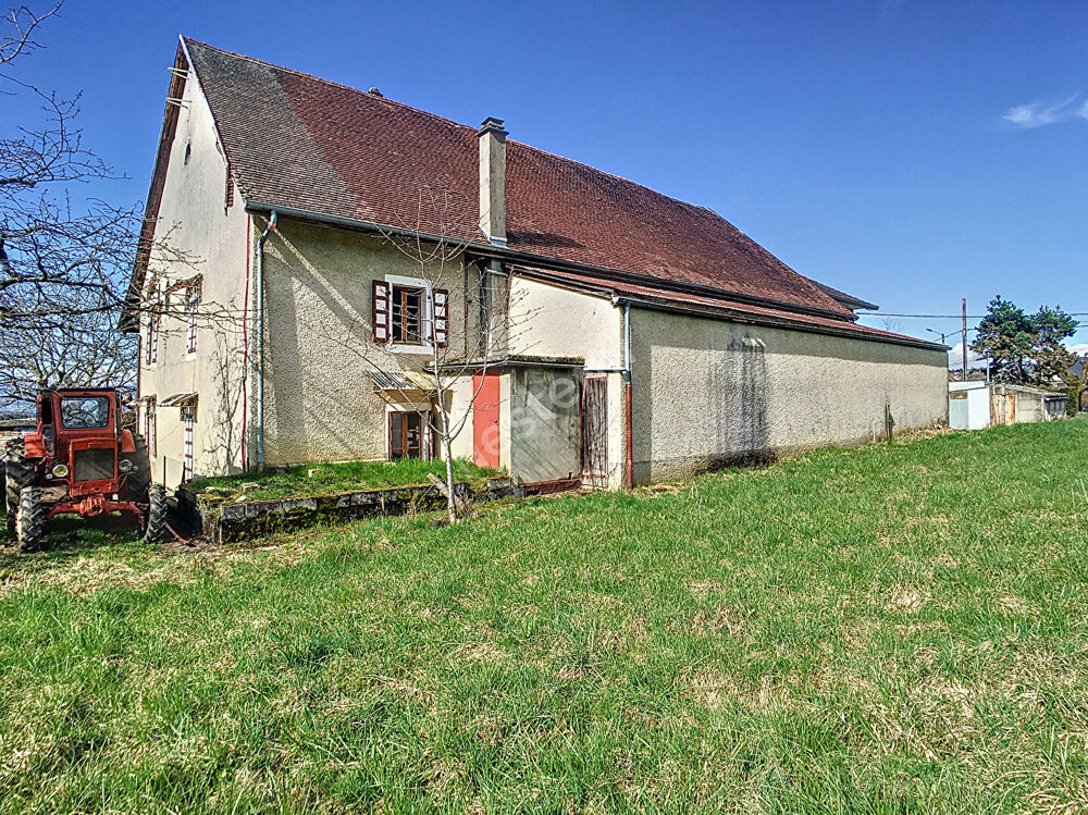Vente Appartement COPPONEX _ Ferme mitoyenne à rénover avec jardin et garage Copponex