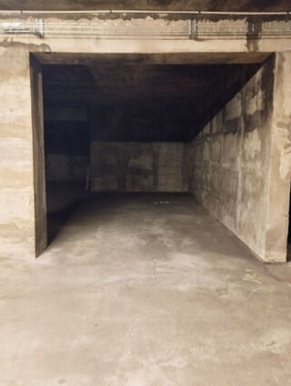  Parking / Garage � louer 