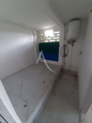 Immeuble à vendre 9 pièces 210 m² Fort de france
