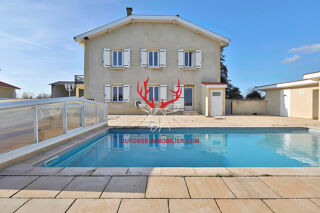  Maison à vendre 10 pièces 270 m²