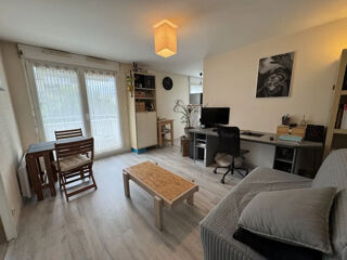  Appartement à louer 2 pièces 32 m²