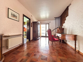  Maison  vendre 6 pices 250 m