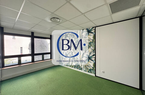   À LOUER - BUREAUX DE 108 m² AVEC 4 PARKINGS - TOULOUSE JOLIMONT 
