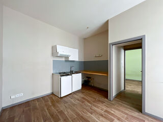  Appartement à louer 1 pièce 27 m²