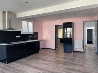 Location Appartement Appartement Saintes, centre ville, 2 chambres. Saintes