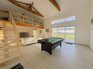  Maison � vendre 7 pi�ces 270 m�