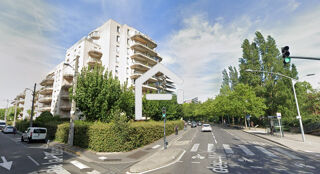  Parking / Garage  louer 1 pice 8 m