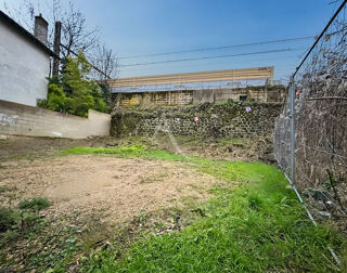  Terrain  vendre 142 m