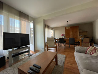 Vente Appartement Appartement de type 4 avec balcons cave et garage Aurillac