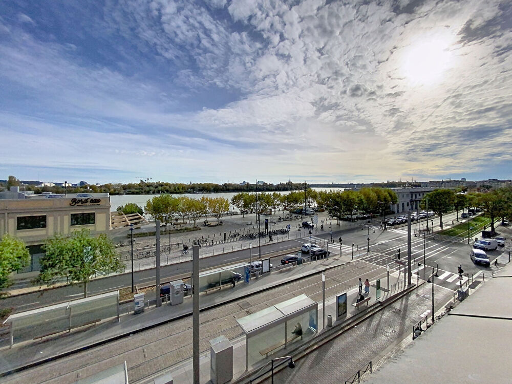 Vente Appartement T4 vue Garonne - Ascenseur - Parking Bordeaux