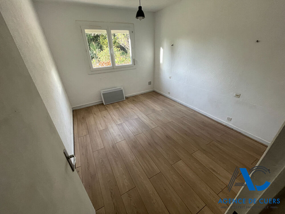 à vendre  Maison Carqueiranne (83320)