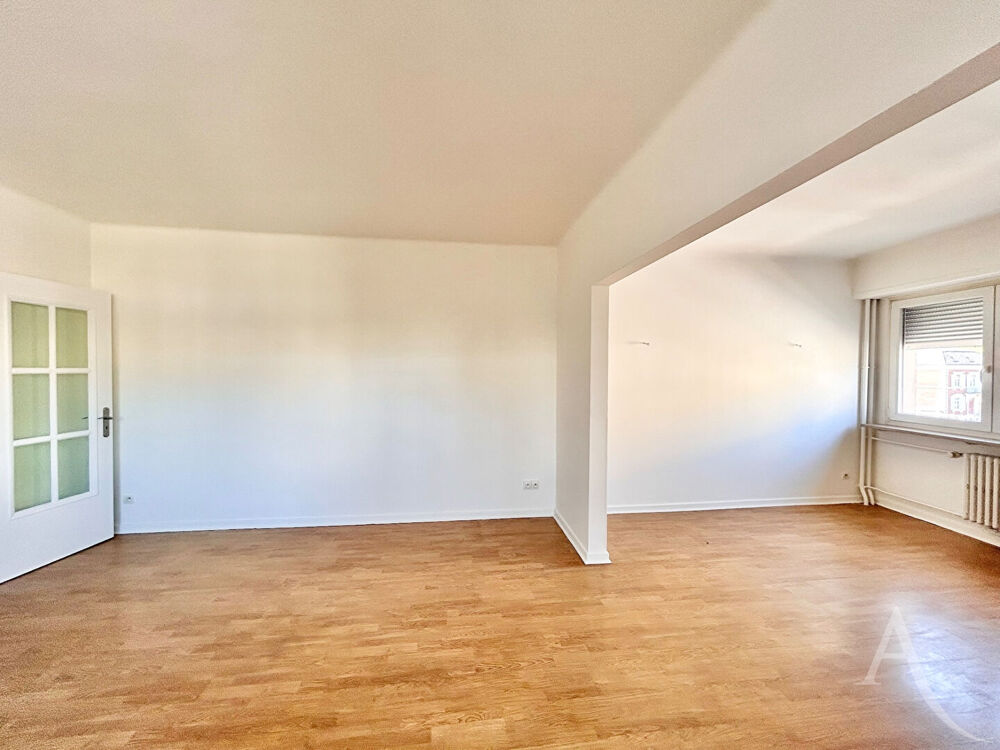 HAYANGE quartier Mairie - T5 moderne rénové de 108 m² avec ascenseur