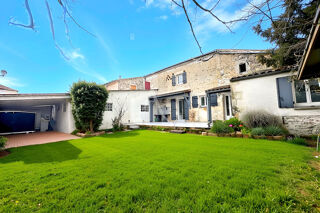 Maison 6 pièces 170 m² · à Breuil-Magné · 170 m² · 415 000 €