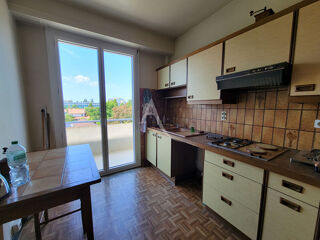  Appartement  vendre 4 pices 85 m