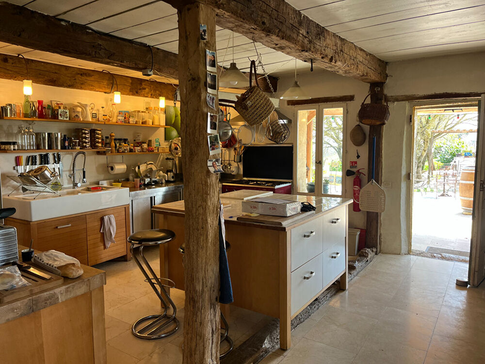 Vente Maison Propriété en pierre avec gîtes et vue dominante à Cazac Cazac