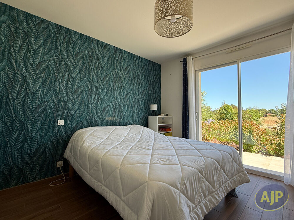 Vente Maison Maison Ecoyeux 5 pièce(s) 103.42 m2 Ecoyeux