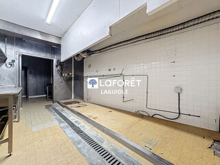  Immeuble � vendre 11 pi�ces 385 m�