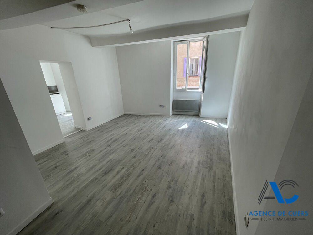 Appartement Cuers 3 pièce(s)
