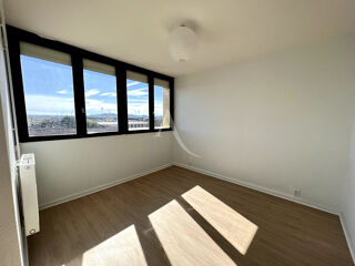  Appartement à louer 2 pièces 35 m²