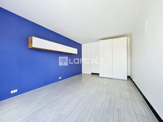  Appartement à louer 2 pièces 56 m²