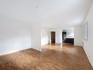  Appartement � louer 2 pi�ces 66 m� Cholet