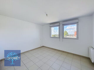  Appartement à louer 2 pièces 43 m²