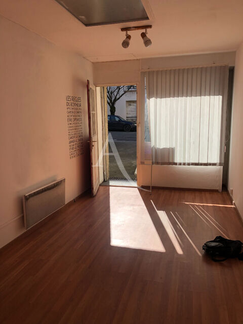 Local secteur Verdun 33 m² 600 64000 Pau