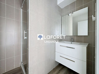  Appartement à louer 3 pièces 71 m²