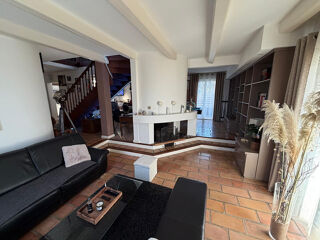  Maison � vendre 9 pi�ces 223 m�