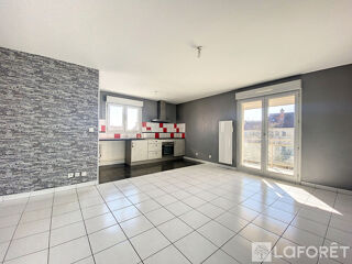  Appartement à louer 3 pièces 63 m²