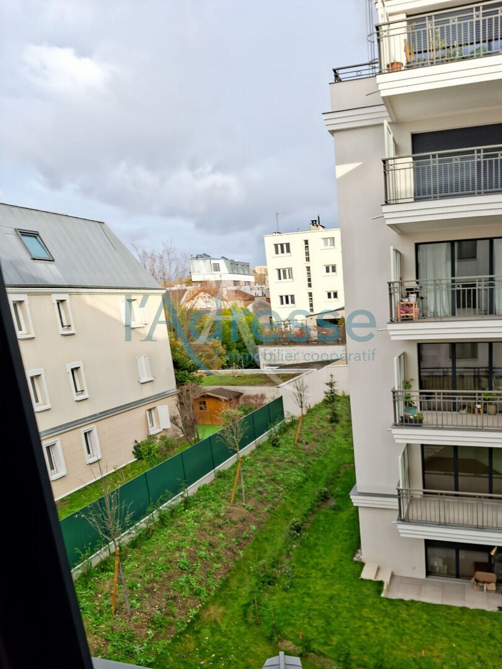 Appartement 4 pièces 83 m² · à Suresnes · 83 m² · 599 000 €