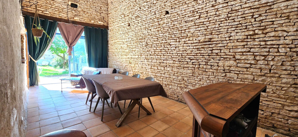 Maison 7 pièces 216 m² · à Chaunay · 216 m² · 229 000 €