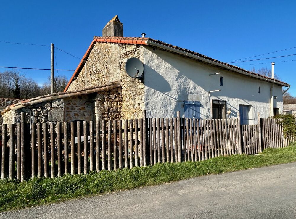 Vente Maison Charmante maison en pierre rénovée avec jardins Caunay