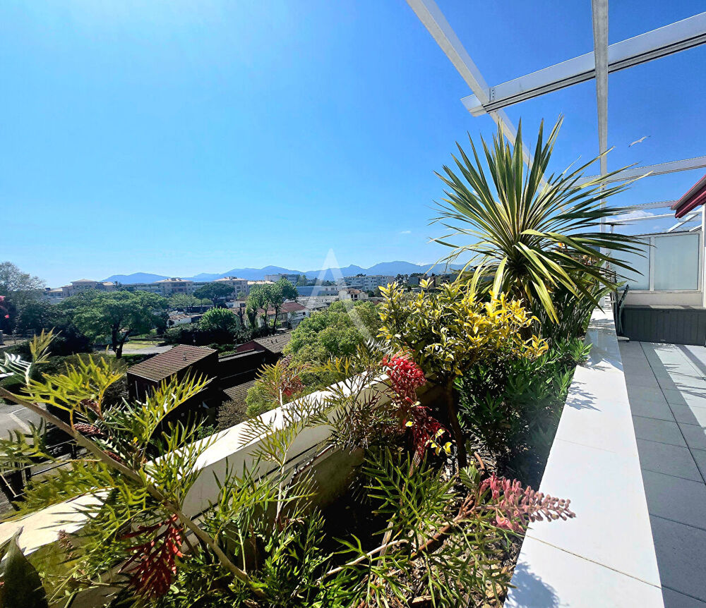 Vente Appartement Superbe 2 pièces PLEIN SUD - DERNIER ETAGE Cannes la bocca