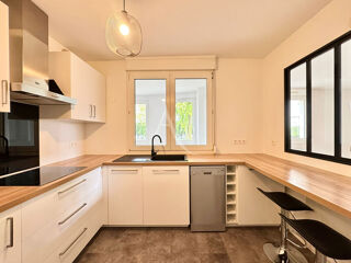  Appartement à louer 3 pièces 71 m²