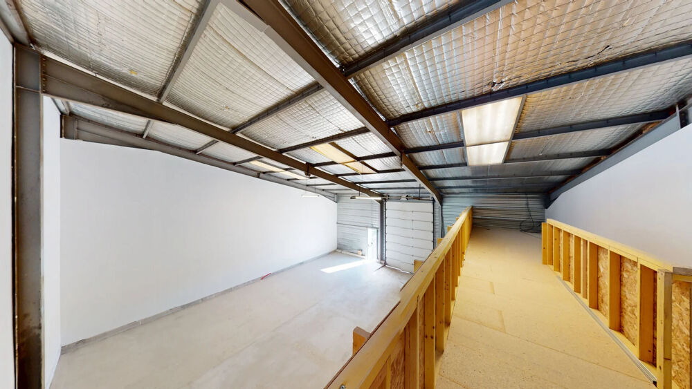   Entrepôt / local d'activités Fréjus 250 m2 + terrain Frejus