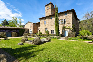  Maison à vendre 15 + pièces 435 m²