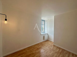  Appartement à louer 2 pièces 44 m²