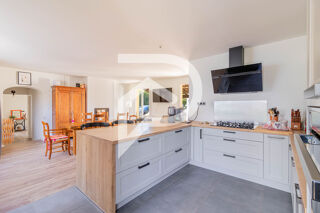  Maison  vendre 6 pices 165 m